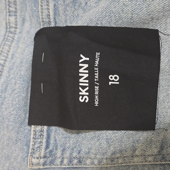 Plus size skinny jeans - Picture 5 of 7